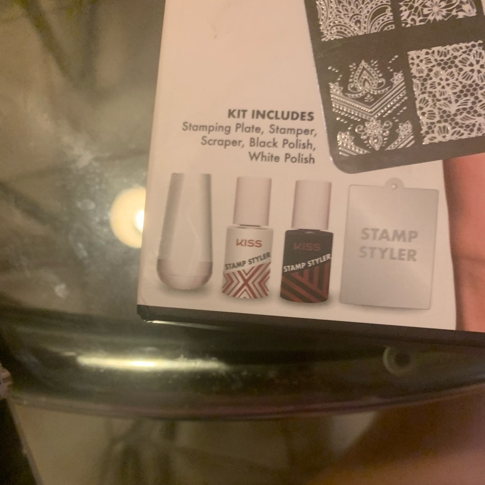 Nail decor - Picture 2 of 2